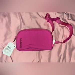 NWT lululemon mini belt bag
